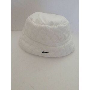 Nike Women's White Quilted Y2K Bucket Hat Size Medium